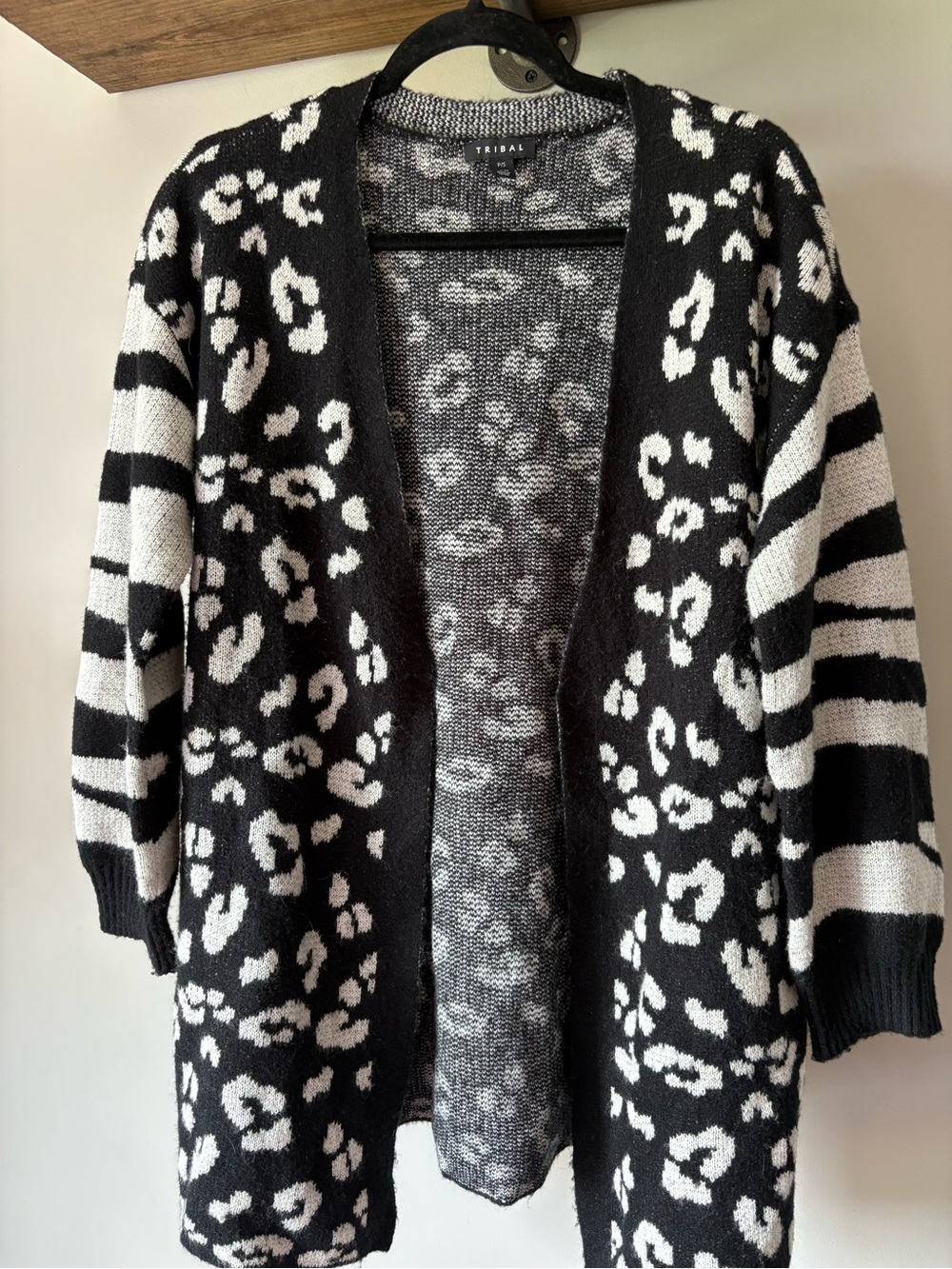 Tribal Black & White Leopard-Stripe Open Cardigan